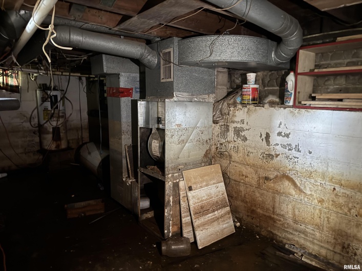 207 ROOSEVELT Street, Elkville, Illinois 62932, 2 Bedrooms Bedrooms, 0 ,1 BathroomBathrooms,Residential,For Sale,ROOSEVELT,0,RMAEB458440