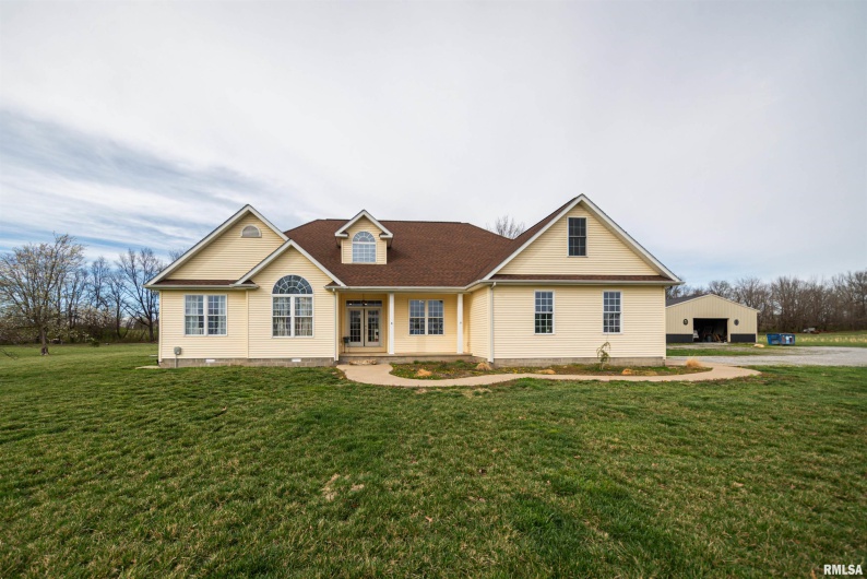 1504 Feazel Road, Harrisburg, Illinois 62946-4642, 4 Bedrooms Bedrooms, 0 ,3 BathroomsBathrooms,Residential,For Sale,Feazel,0,RMAEB457287