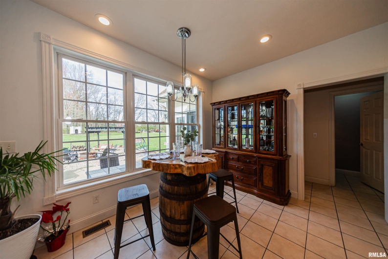 1504 Feazel Road, Harrisburg, Illinois 62946-4642, 4 Bedrooms Bedrooms, 0 ,3 BathroomsBathrooms,Residential,For Sale,Feazel,0,RMAEB457287