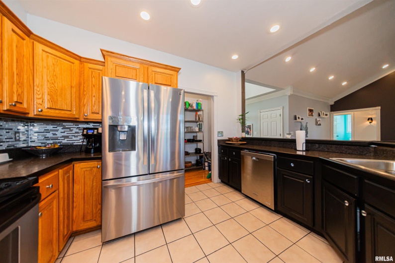 1504 Feazel Road, Harrisburg, Illinois 62946-4642, 4 Bedrooms Bedrooms, 0 ,3 BathroomsBathrooms,Residential,For Sale,Feazel,0,RMAEB457287