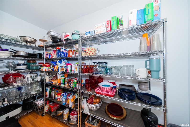 1504 Feazel Road, Harrisburg, Illinois 62946-4642, 4 Bedrooms Bedrooms, 0 ,3 BathroomsBathrooms,Residential,For Sale,Feazel,0,RMAEB457287