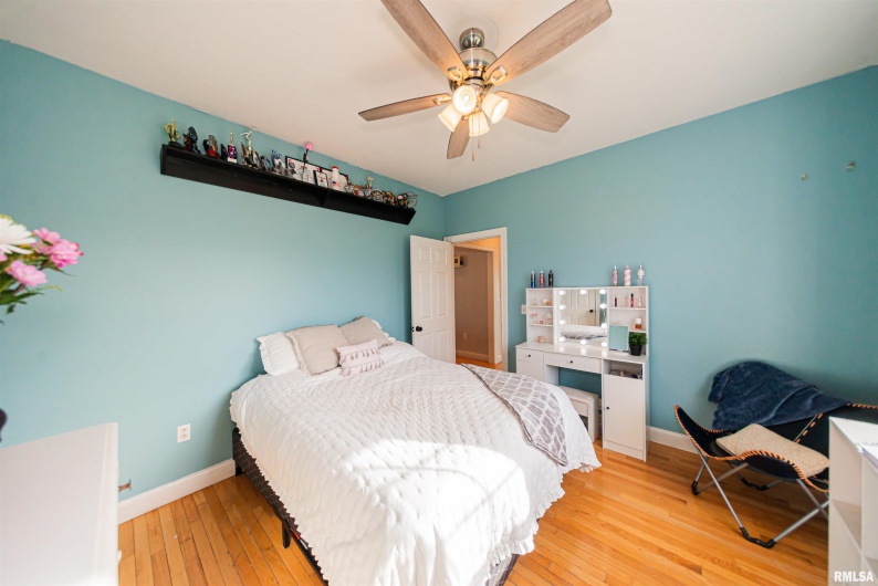 1504 Feazel Road, Harrisburg, Illinois 62946-4642, 4 Bedrooms Bedrooms, 0 ,3 BathroomsBathrooms,Residential,For Sale,Feazel,0,RMAEB457287