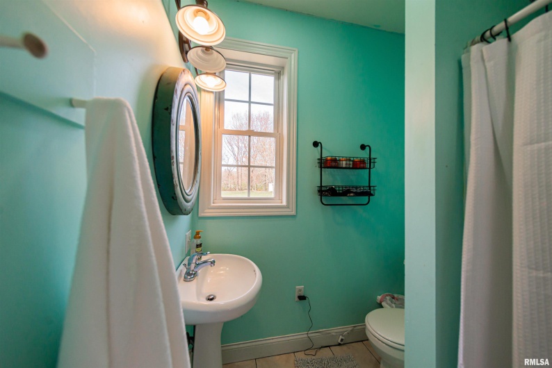 1504 Feazel Road, Harrisburg, Illinois 62946-4642, 4 Bedrooms Bedrooms, 0 ,3 BathroomsBathrooms,Residential,For Sale,Feazel,0,RMAEB457287