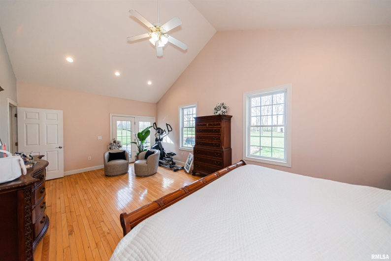 1504 Feazel Road, Harrisburg, Illinois 62946-4642, 4 Bedrooms Bedrooms, 0 ,3 BathroomsBathrooms,Residential,For Sale,Feazel,0,RMAEB457287