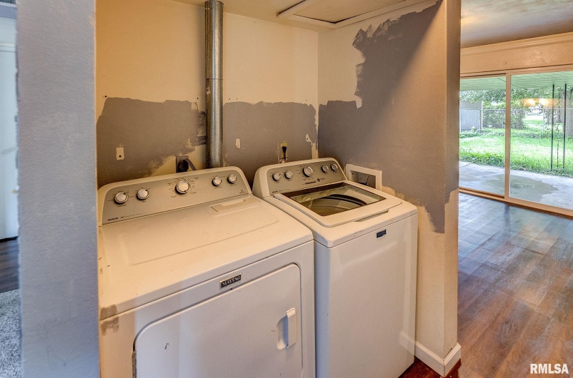 608 CYPRESS Lane, Sparta, Illinois 62286, 3 Bedrooms Bedrooms, 0 ,1 BathroomBathrooms,Residential,For Sale,CYPRESS,0,RMAEB458445
