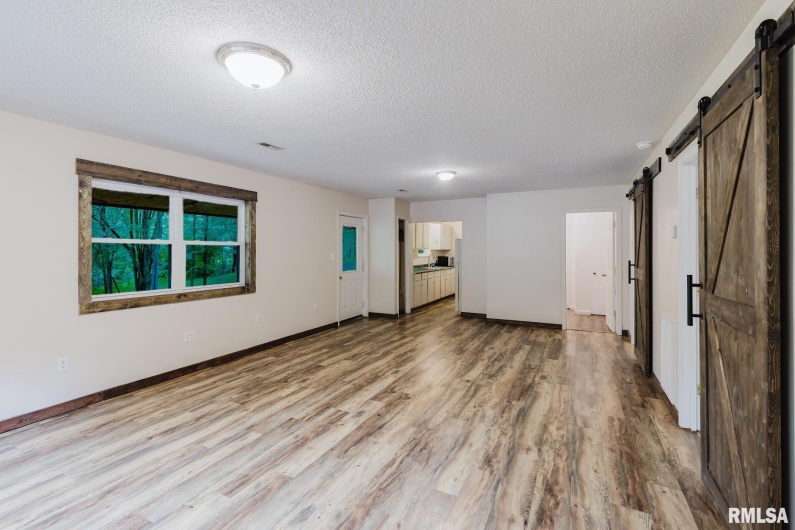 880 State Route 166, Creal Springs, Illinois 62922, 2 Bedrooms Bedrooms, 0 ,1 BathroomBathrooms,Residential,For Sale,State Route 166,0,RMAEB458449