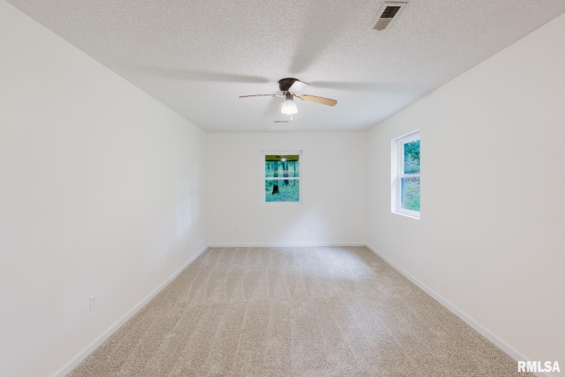 880 State Route 166, Creal Springs, Illinois 62922, 2 Bedrooms Bedrooms, 0 ,1 BathroomBathrooms,Residential,For Sale,State Route 166,0,RMAEB458449