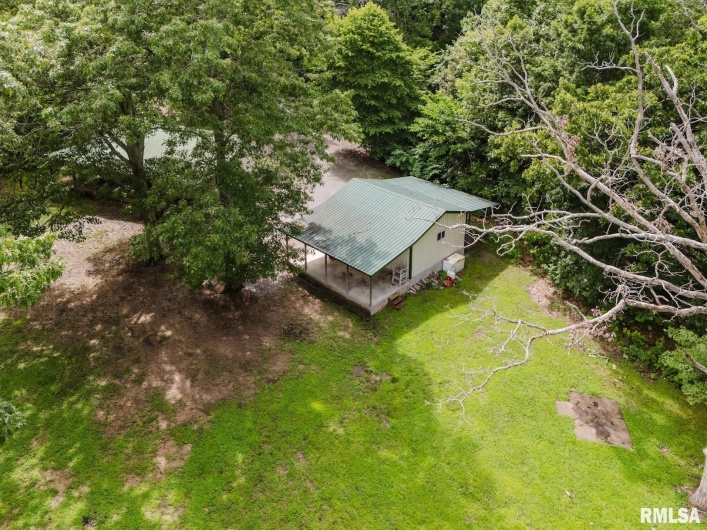 880 State Route 166, Creal Springs, Illinois 62922, 2 Bedrooms Bedrooms, 0 ,1 BathroomBathrooms,Residential,For Sale,State Route 166,0,RMAEB458449