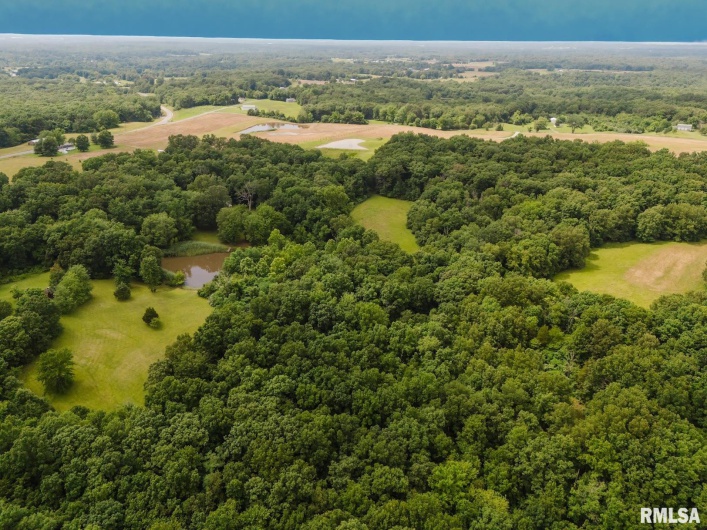 880 State Route 166, Creal Springs, Illinois 62922, 2 Bedrooms Bedrooms, 0 ,1 BathroomBathrooms,Residential,For Sale,State Route 166,0,RMAEB458449