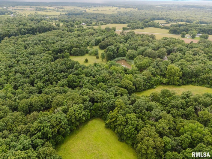 880 State Route 166, Creal Springs, Illinois 62922, 2 Bedrooms Bedrooms, 0 ,1 BathroomBathrooms,Residential,For Sale,State Route 166,0,RMAEB458449