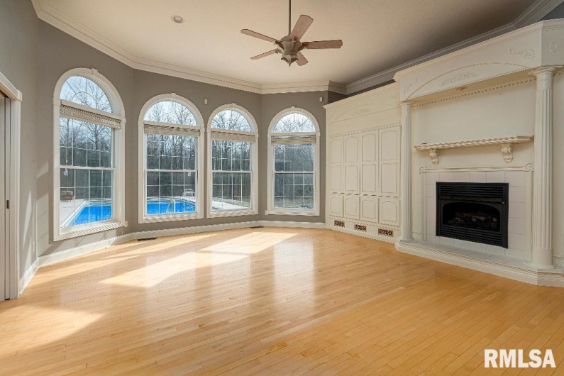 3115 Striegel Road, Carbondale, Illinois 62901, 4 Bedrooms Bedrooms, 0 ,3 BathroomsBathrooms,Residential,For Sale,Striegel,0,RMAEB456934