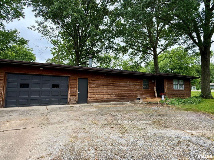 101 KIM Street, DeSoto, Illinois 62924, 3 Bedrooms Bedrooms, 0 ,1 BathroomBathrooms,Residential,For Sale,KIM,0,RMAQC4264481