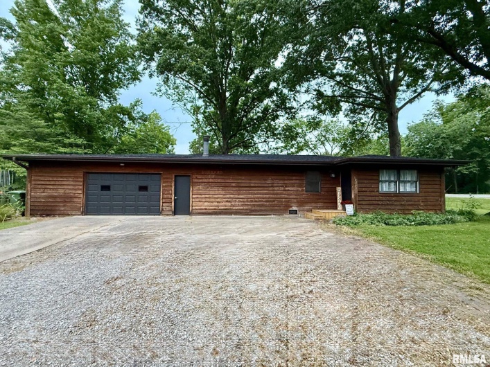 101 KIM Street, DeSoto, Illinois 62924, 3 Bedrooms Bedrooms, 0 ,1 BathroomBathrooms,Residential,For Sale,KIM,0,RMAQC4264481