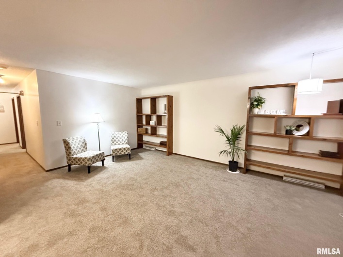 101 KIM Street, DeSoto, Illinois 62924, 3 Bedrooms Bedrooms, 0 ,1 BathroomBathrooms,Residential,For Sale,KIM,0,RMAQC4264481