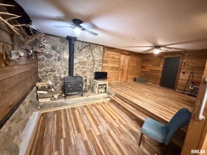 101 KIM Street, DeSoto, Illinois 62924, 3 Bedrooms Bedrooms, 0 ,1 BathroomBathrooms,Residential,For Sale,KIM,0,RMAQC4264481