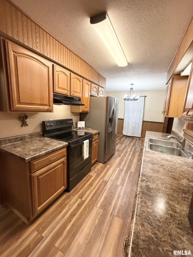 101 KIM Street, DeSoto, Illinois 62924, 3 Bedrooms Bedrooms, 0 ,1 BathroomBathrooms,Residential,For Sale,KIM,0,RMAQC4264481