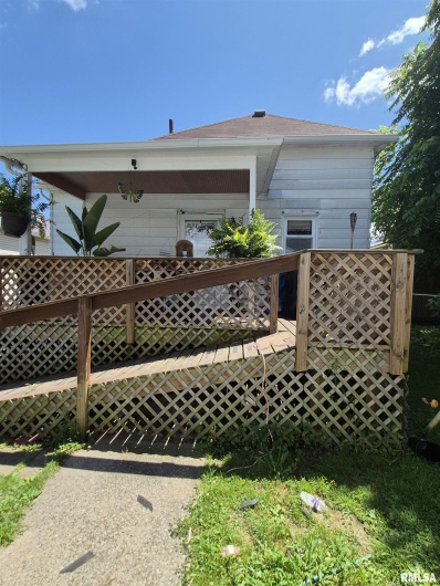110 PARK Street, Harrisburg, Illinois 62946, 2 Bedrooms Bedrooms, 0 ,1 BathroomBathrooms,Residential,For Sale,PARK,0,RMAEB458459