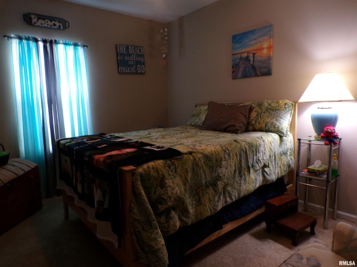 1821 MARK Drive, Sparta, Illinois 62286, 3 Bedrooms Bedrooms, 0 ,2 BathroomsBathrooms,Residential,For Sale,MARK,0,RMAEB458460