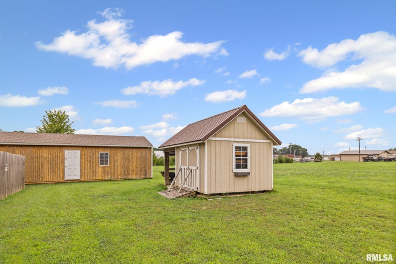 1821 MARK Drive, Sparta, Illinois 62286, 3 Bedrooms Bedrooms, 0 ,2 BathroomsBathrooms,Residential,For Sale,MARK,0,RMAEB458460
