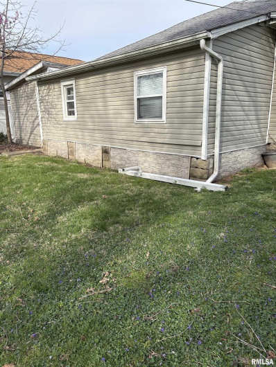 1308 GLENDALE Street, Marion, Illinois 62959, 2 Bedrooms Bedrooms, 0 ,1 BathroomBathrooms,Residential,For Sale,GLENDALE,0,RMAEB457713