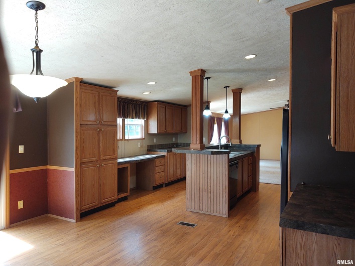 201 ROYAL Street, Goreville, Illinois 62939, 3 Bedrooms Bedrooms, 0 ,2 BathroomsBathrooms,Residential,For Sale,ROYAL,0,RMAEB455004