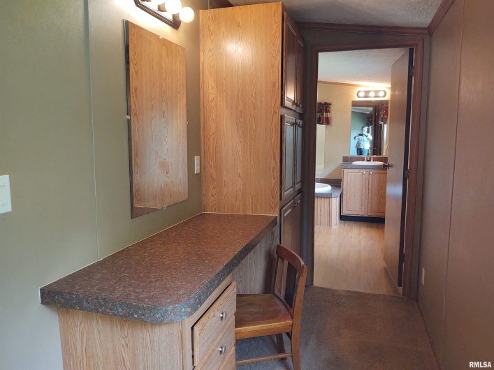 201 ROYAL Street, Goreville, Illinois 62939, 3 Bedrooms Bedrooms, 0 ,2 BathroomsBathrooms,Residential,For Sale,ROYAL,0,RMAEB455004