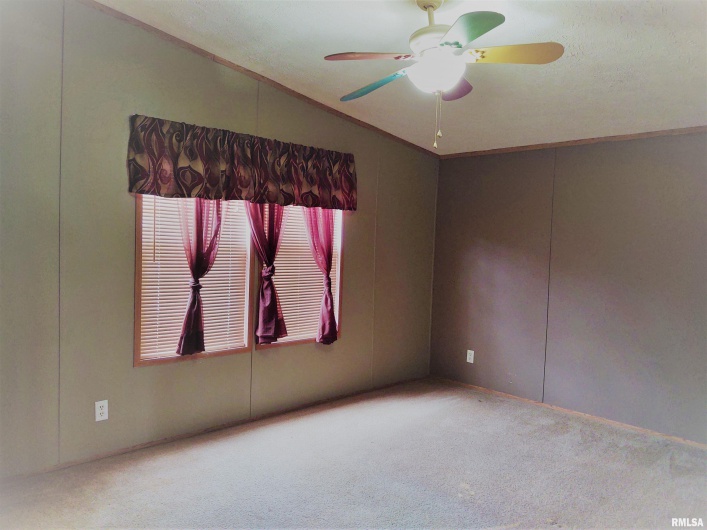 201 ROYAL Street, Goreville, Illinois 62939, 3 Bedrooms Bedrooms, 0 ,2 BathroomsBathrooms,Residential,For Sale,ROYAL,0,RMAEB455004