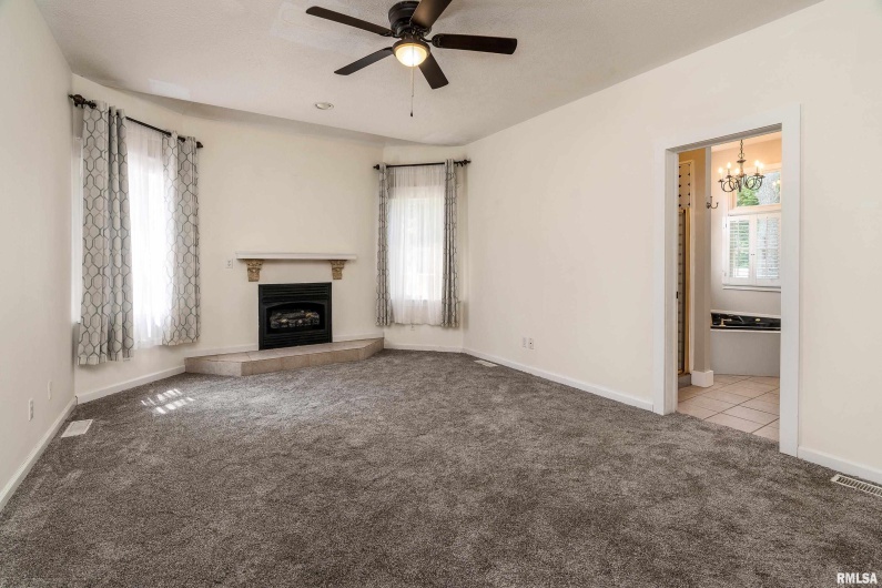 703 RACHAEL Court, Carterville, Illinois 62918, 5 Bedrooms Bedrooms, 0 ,5 BathroomsBathrooms,Residential,For Sale,RACHAEL,0,RMAEB458471