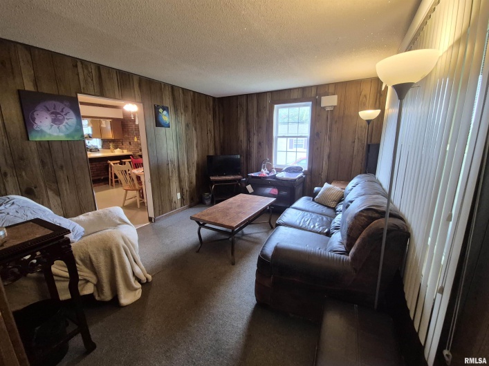 405 SHAW Street, Harrisburg, Illinois 62946, 4 Bedrooms Bedrooms, 0 ,2 BathroomsBathrooms,Residential,For Sale,SHAW,0,RMAEB458472