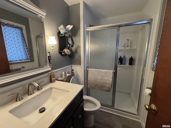 49 Jon Street, Metropolis, Illinois 62960, 5 Bedrooms Bedrooms, 0 ,3 BathroomsBathrooms,Residential,For Sale,Jon,0,RMAEB458473