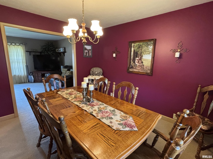 49 Jon Street, Metropolis, Illinois 62960, 5 Bedrooms Bedrooms, 0 ,3 BathroomsBathrooms,Residential,For Sale,Jon,0,RMAEB458473