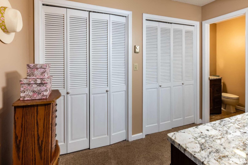 1814 Testa Drive, Marion, Illinois 62959, 4 Bedrooms Bedrooms, 0 ,2 BathroomsBathrooms,Residential,For Sale,Testa,0,RMAQC4264597
