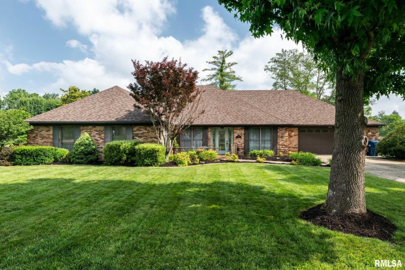 1814 Testa Drive, Marion, Illinois 62959, 4 Bedrooms Bedrooms, 0 ,2 BathroomsBathrooms,Residential,For Sale,Testa,0,RMAQC4264597