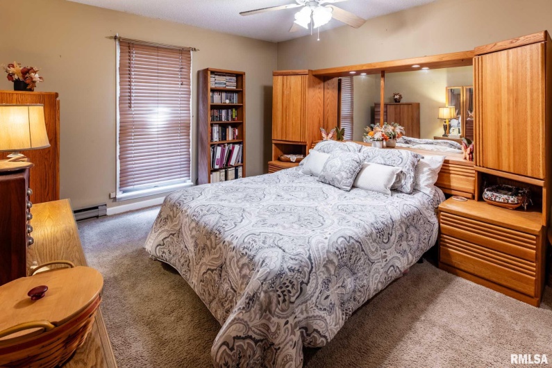 1814 Testa Drive, Marion, Illinois 62959, 4 Bedrooms Bedrooms, 0 ,2 BathroomsBathrooms,Residential,For Sale,Testa,0,RMAQC4264597