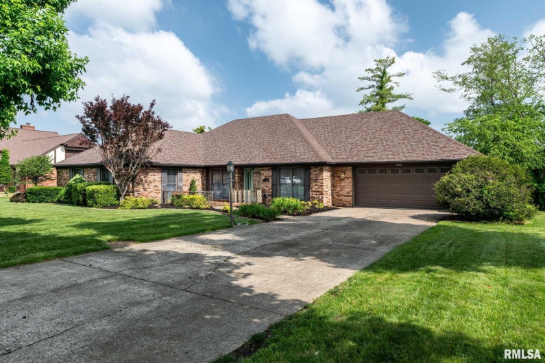1814 Testa Drive, Marion, Illinois 62959, 4 Bedrooms Bedrooms, 0 ,2 BathroomsBathrooms,Residential,For Sale,Testa,0,RMAQC4264597