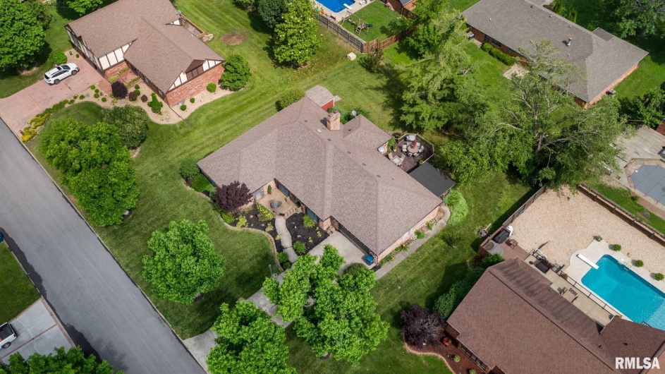 1814 Testa Drive, Marion, Illinois 62959, 4 Bedrooms Bedrooms, 0 ,2 BathroomsBathrooms,Residential,For Sale,Testa,0,RMAQC4264597
