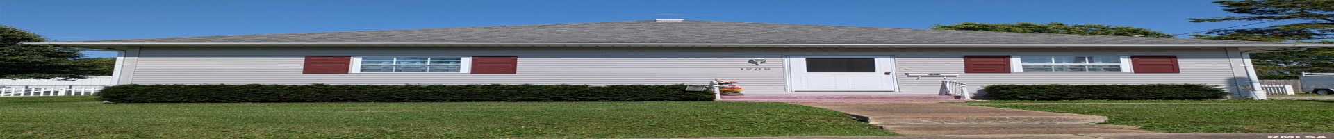 Residential For Sale 1205 BURGESS Avenue, Johnston City, Illinois 62951, 3 Bedrooms Bedrooms, ,1 BathroomBathrooms,Residential,For Sale,BURGESS,RMAEB458483