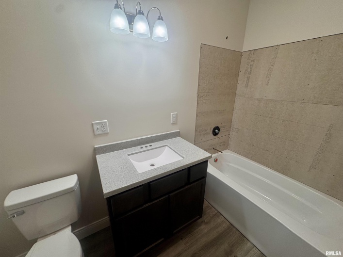 703 Savannah Avenue, Herrin, Illinois 62948, 3 Bedrooms Bedrooms, 0 ,2 BathroomsBathrooms,Residential,For Sale,Savannah,0,RMAEB458485
