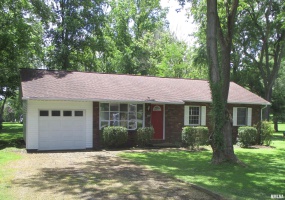 405 DOUGLAS Street, DeSoto, Illinois 62924, 3 Bedrooms Bedrooms, 0 ,1 BathroomBathrooms,Residential,For Sale,DOUGLAS,0,RMAEB458487