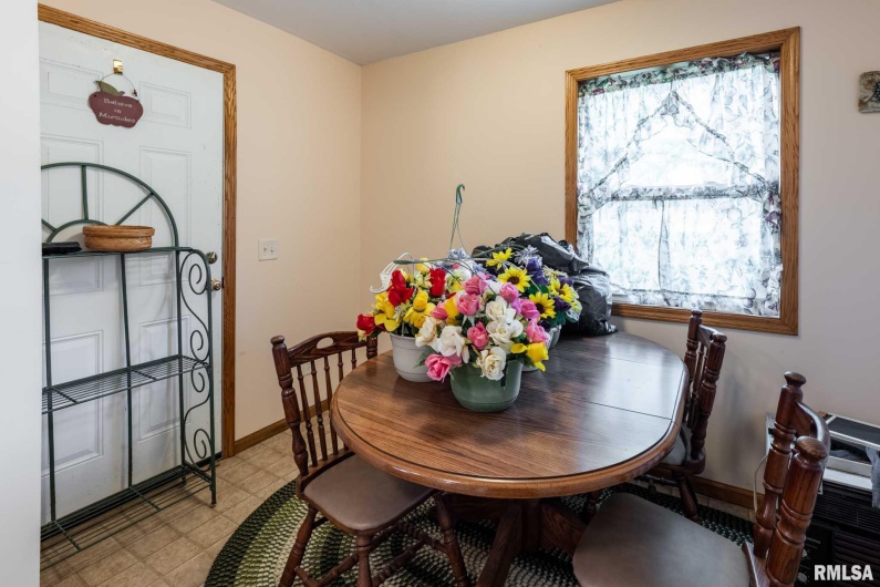 105 LAUREL Street, Stonefort, Illinois 62987, 2 Bedrooms Bedrooms, 0 ,1 BathroomBathrooms,Residential,For Sale,LAUREL,0,RMAQC4264627