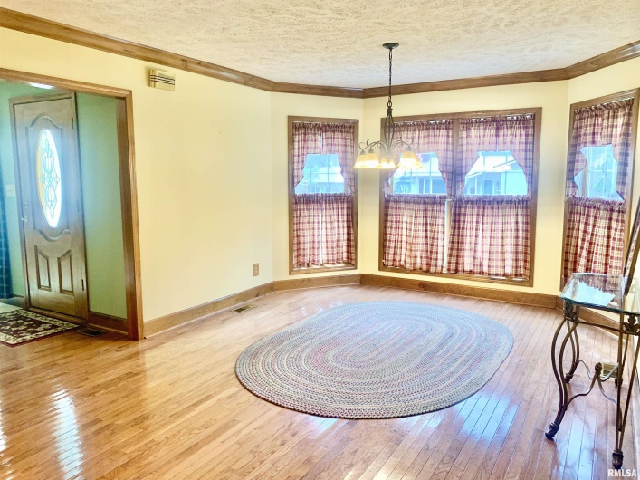 312 MCKINLEY Street, Galatia, Illinois 62935, 3 Bedrooms Bedrooms, 0 ,2 BathroomsBathrooms,Residential,For Sale,MCKINLEY,0,RMAEB458495