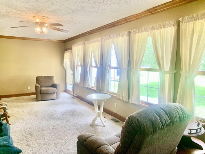 312 MCKINLEY Street, Galatia, Illinois 62935, 3 Bedrooms Bedrooms, 0 ,2 BathroomsBathrooms,Residential,For Sale,MCKINLEY,0,RMAEB458495