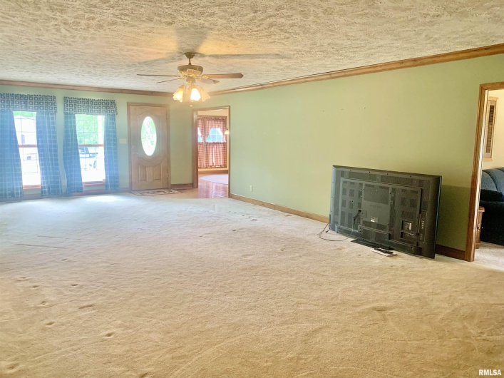 312 MCKINLEY Street, Galatia, Illinois 62935, 3 Bedrooms Bedrooms, 0 ,2 BathroomsBathrooms,Residential,For Sale,MCKINLEY,0,RMAEB458495