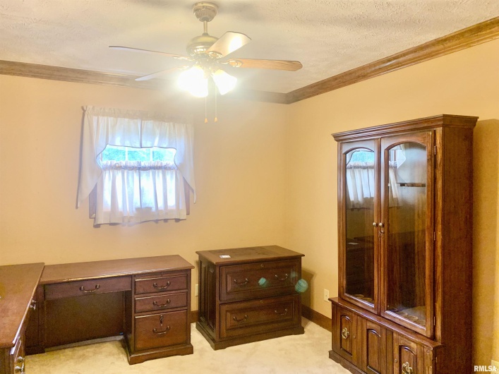 312 MCKINLEY Street, Galatia, Illinois 62935, 3 Bedrooms Bedrooms, 0 ,2 BathroomsBathrooms,Residential,For Sale,MCKINLEY,0,RMAEB458495