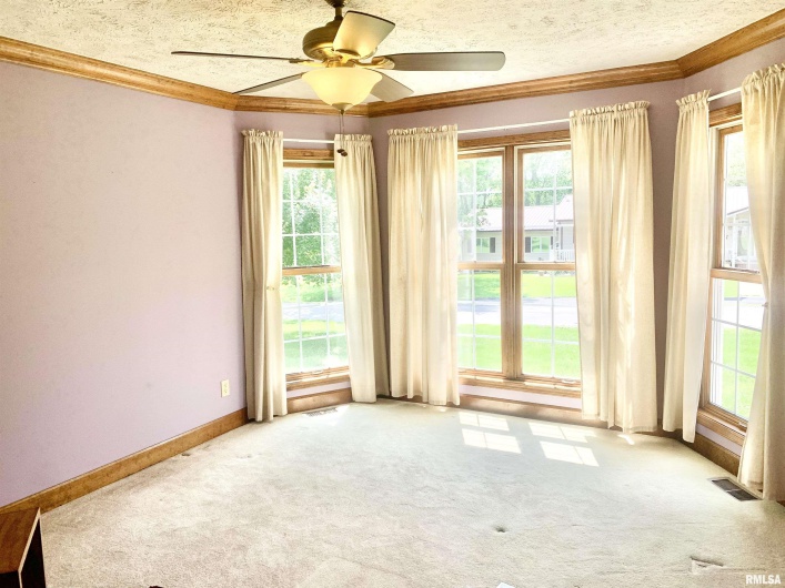 312 MCKINLEY Street, Galatia, Illinois 62935, 3 Bedrooms Bedrooms, 0 ,2 BathroomsBathrooms,Residential,For Sale,MCKINLEY,0,RMAEB458495
