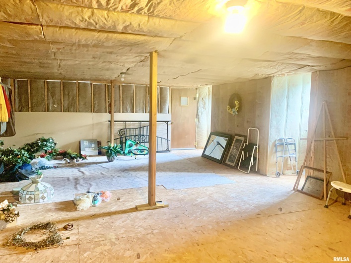 312 MCKINLEY Street, Galatia, Illinois 62935, 3 Bedrooms Bedrooms, 0 ,2 BathroomsBathrooms,Residential,For Sale,MCKINLEY,0,RMAEB458495