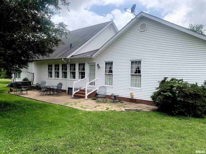 312 MCKINLEY Street, Galatia, Illinois 62935, 3 Bedrooms Bedrooms, 0 ,2 BathroomsBathrooms,Residential,For Sale,MCKINLEY,0,RMAEB458495