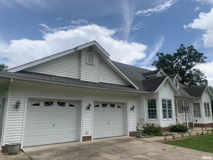 312 MCKINLEY Street, Galatia, Illinois 62935, 3 Bedrooms Bedrooms, 0 ,2 BathroomsBathrooms,Residential,For Sale,MCKINLEY,0,RMAEB458495