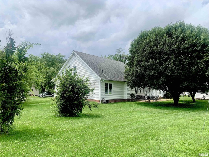 312 MCKINLEY Street, Galatia, Illinois 62935, 3 Bedrooms Bedrooms, 0 ,2 BathroomsBathrooms,Residential,For Sale,MCKINLEY,0,RMAEB458495