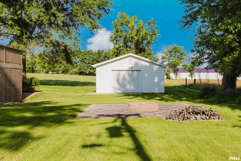 201 PERRY Street, Energy, Illinois 62933, 4 Bedrooms Bedrooms, 0 ,2 BathroomsBathrooms,Residential,For Sale,PERRY,0,RMAEB458494